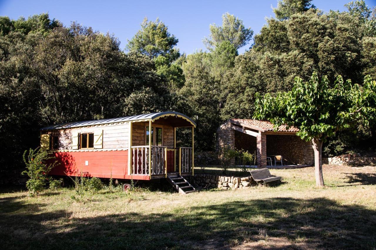 Domaine Les Perpetus Villa La Tour-dʼAigues Exterior foto