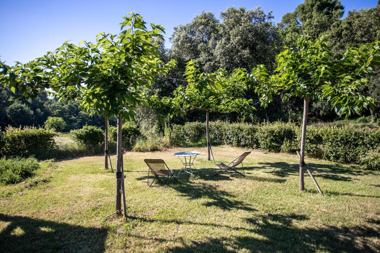 Domaine Les Perpetus Villa La Tour-dʼAigues Exterior foto